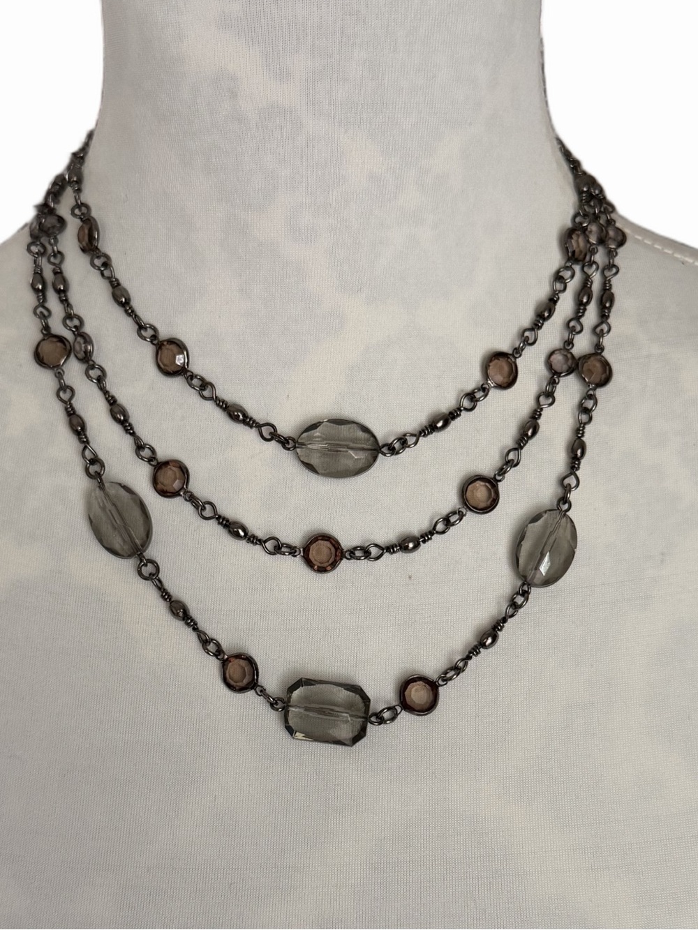 Liz Claiborne Layered Necklace | Gunmetal Chain Gray Lucite Statement Necklace